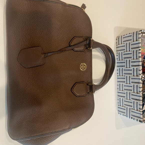 Brown Tory Burch 3 pocket tote - Picture 3 of 8